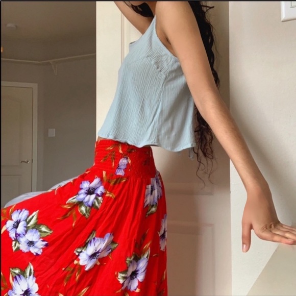 🌺 Blue Open Back Tie-Up Cropped Top - Picture 5 of 7